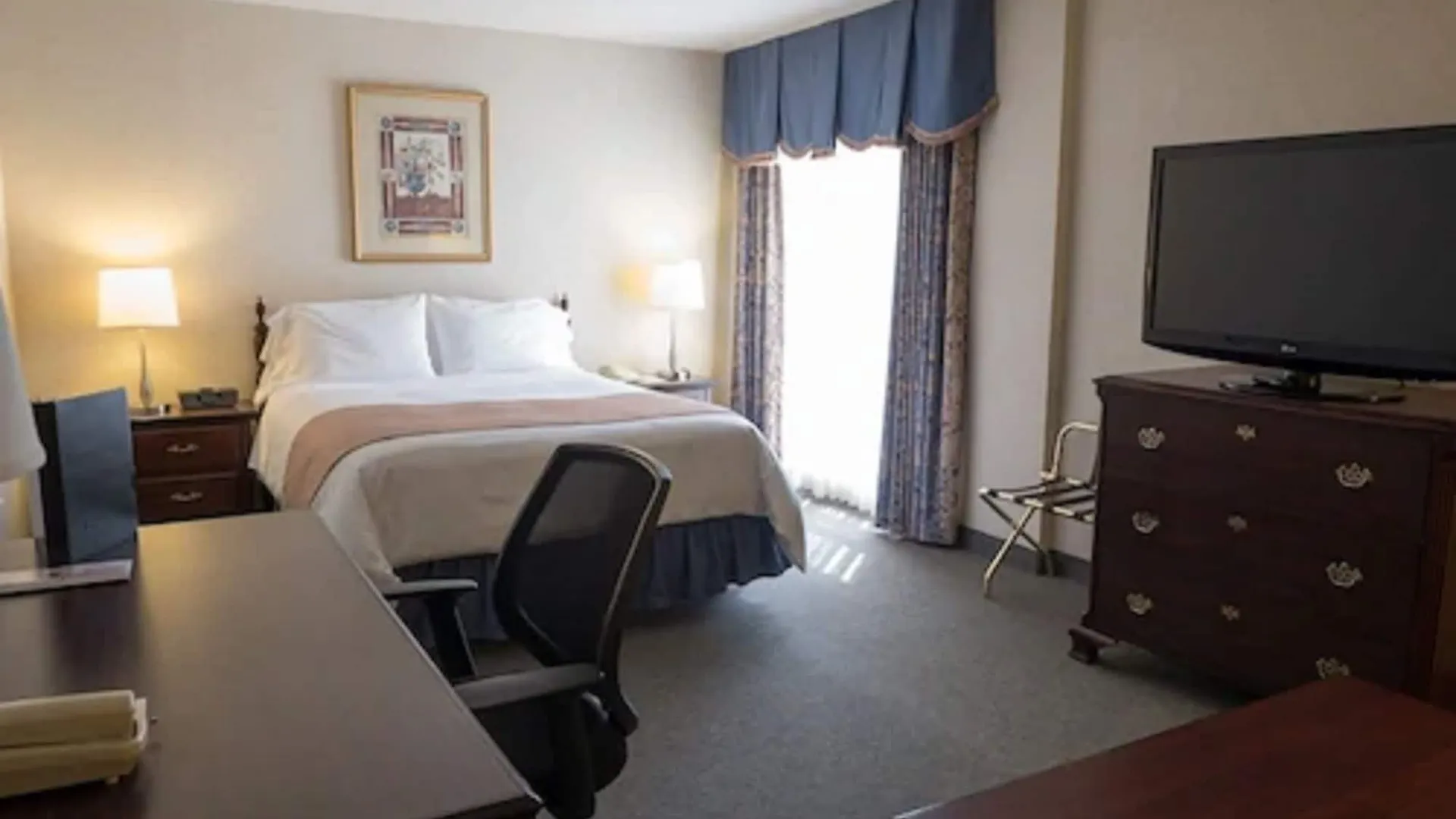 The Roehampton Hotel Toronto