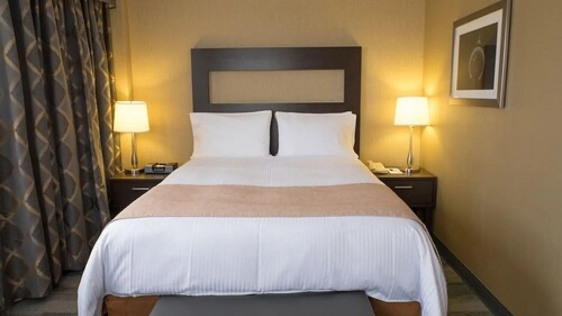 The Roehampton Hotel Toronto