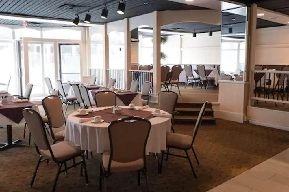 **  The Roehampton Hotel Toronto Kanada