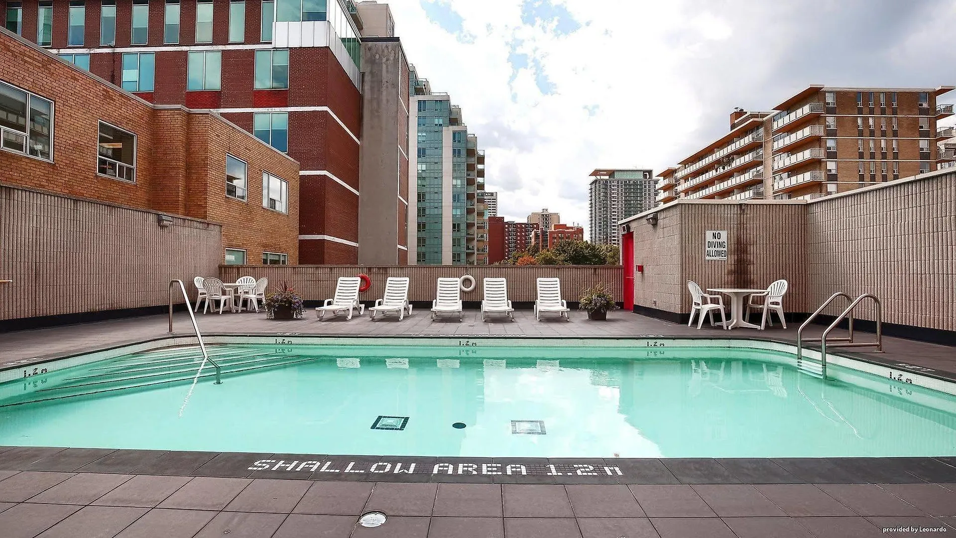 **  The Roehampton Hotel Toronto Kanada